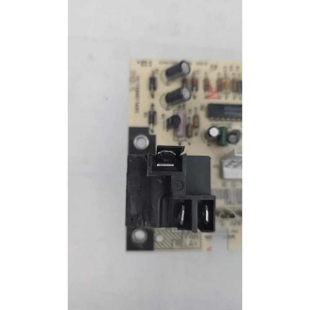 CARRIER BRYANT FURNACE CONTROL BOARD  HK 61EA 006 HK61EA006 Untested